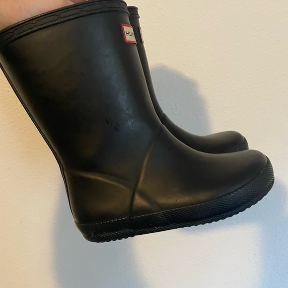 UK size 9 US size 10 in great condition but too small bought brand new VGUC - Picture 6 of 6